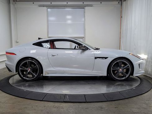 Used 2016 Jaguar F-TYPE S image 10