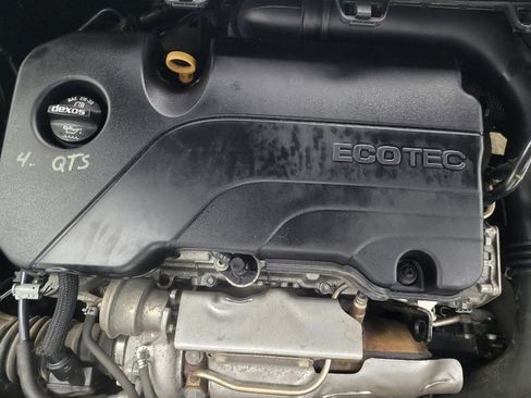 Used 2019 Chevrolet Cruze LT image 30