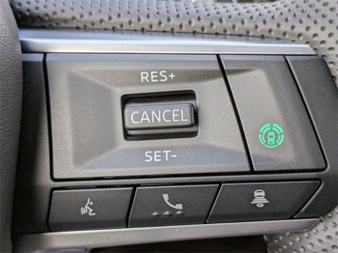 New 2025 Mitsubishi Outlander SE image 25