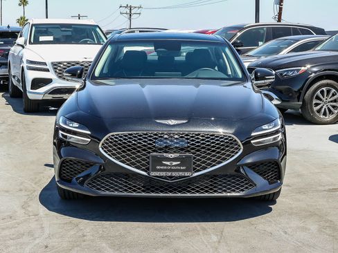 Used 2026 Genesis G70 2.5T Prestige RWD image 2