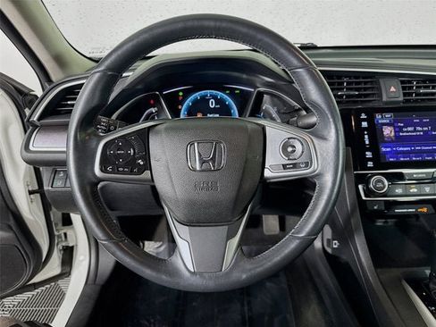 Used 2018 Honda Civic Touring image 13