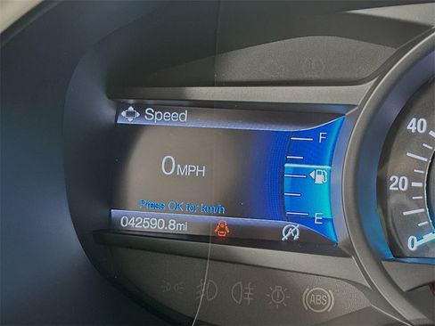 Used 2023 Ford Edge SEL image 18