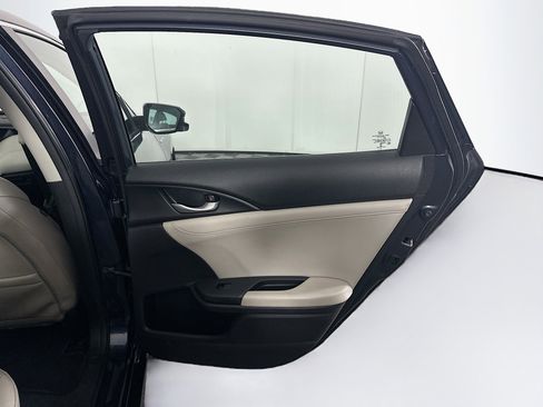 Used 2019 Honda Insight Touring image 29