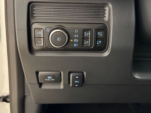 New 2026 Ford F250 Platinum w/ FX4 Off-Road Package image 40