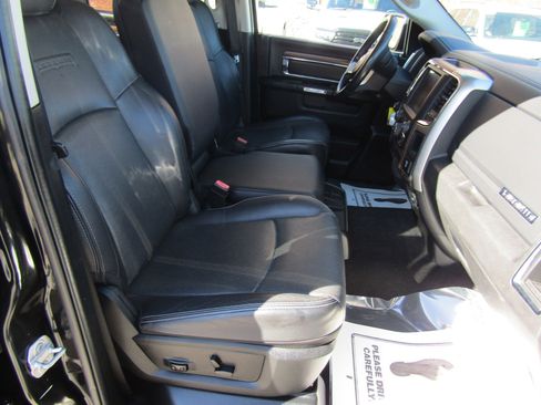 Used 2017 RAM 1500 Laramie image 20