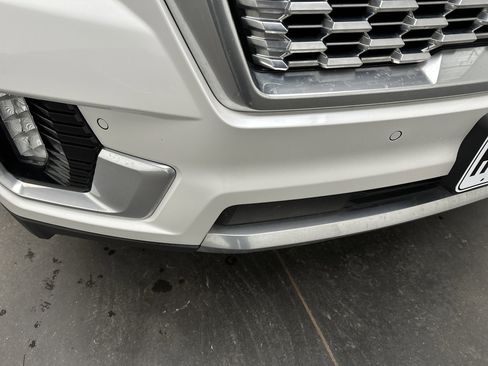 Used 2021 GMC Yukon Denali image 3