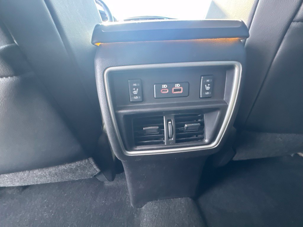 Used 2020 Nissan Murano SL w/ Moonroof Package AWD/4WD image 31