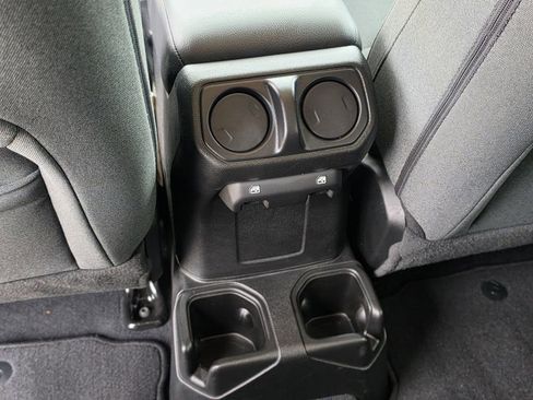 Used 2024 Jeep Wrangler Unlimited Sport AWD/4WD image 16