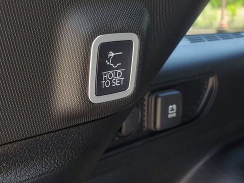 New 2026 Jeep Grand Cherokee Altitude AWD/4WD image 29