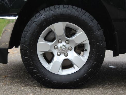 Used 2023 RAM 1500 Big Horn AWD/4WD image 26