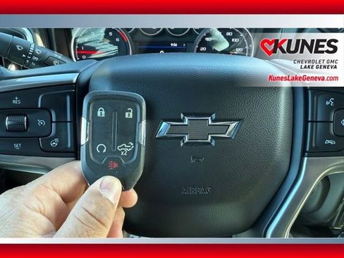 Used 2021 Chevrolet Silverado 1500 LT Trail Boss image 45