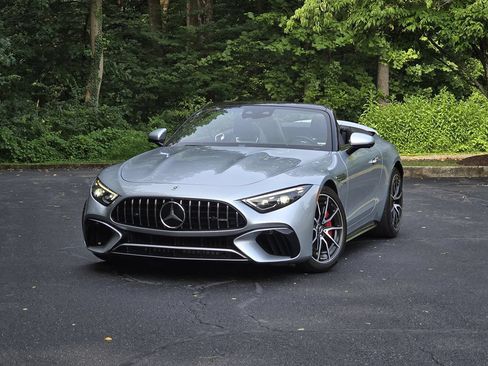Used 2022 Mercedes-Benz SL 55 AMG 4MATIC image 1