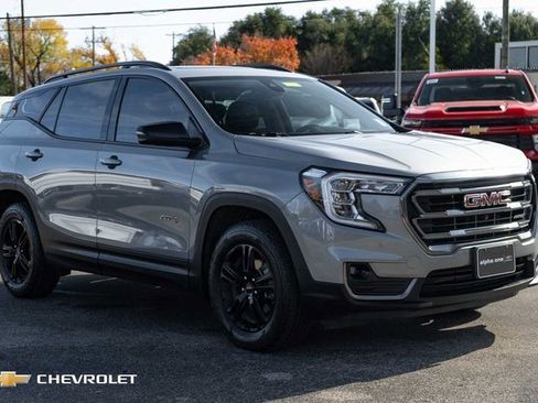 Used 2023 GMC Terrain AT4 w/ Tech Package image 3