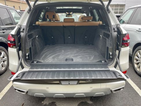 Used 2024 BMW X5 xDrive40i w/ Premium Package image 37