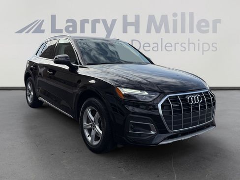 Used 2021 Audi Q5 Premium w/ Convenience Package image 7