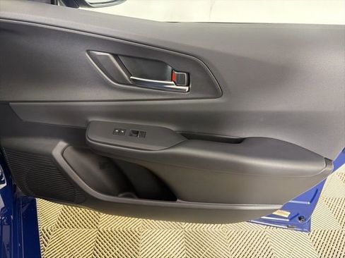 Used 2025 Toyota Prius Plug-In Hybrid w/ Limited Premium Package image 18