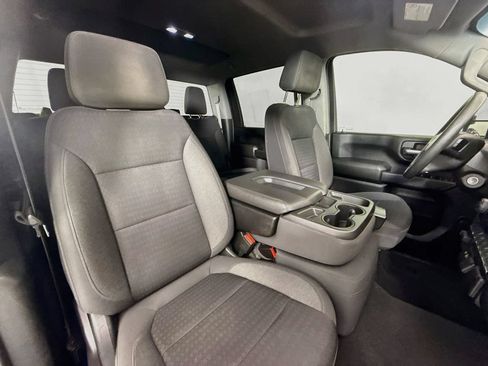 Used 2022 Chevrolet Silverado 2500 Custom w/ Custom Value Package AWD/4WD image 26