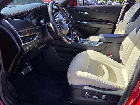 Used 2021 Cadillac XT4 Sport FWD image 9