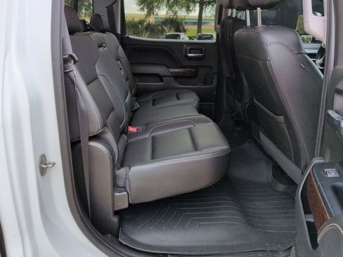 Used 2018 GMC Sierra 1500 SLT image 24