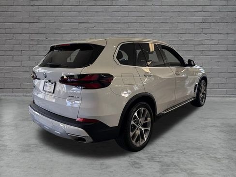 Used 2026 BMW X5 xDrive40i AWD/4WD image 7