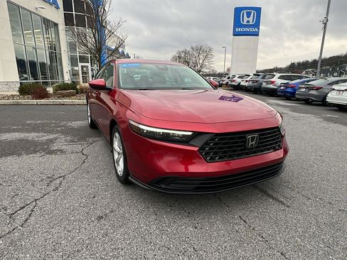 Used 2023 Honda Accord LX image 2