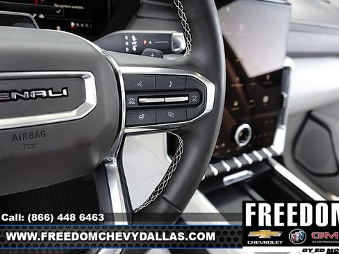 Certified 2024 GMC Acadia Denali w/ Super Cruise Package FWD image 22