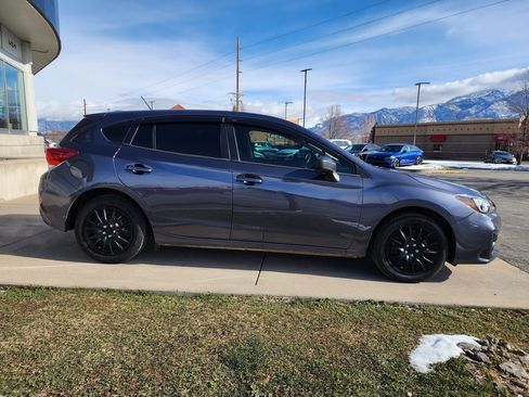 Used 2017 Subaru Impreza 2.0i image 4