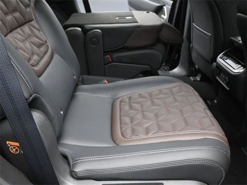 New 2026 Nissan Armada Platinum image 33