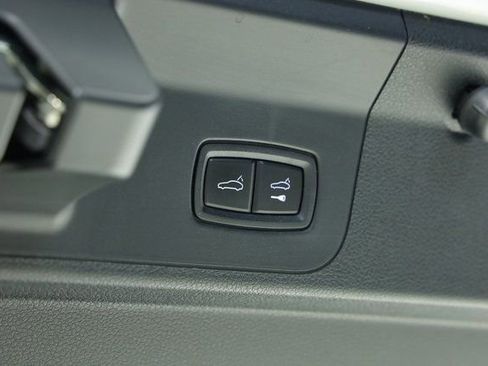Used 2020 Porsche Panamera GTS image 46