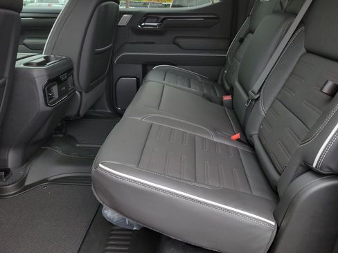 New 2026 GMC Sierra 1500 AT4X image 10