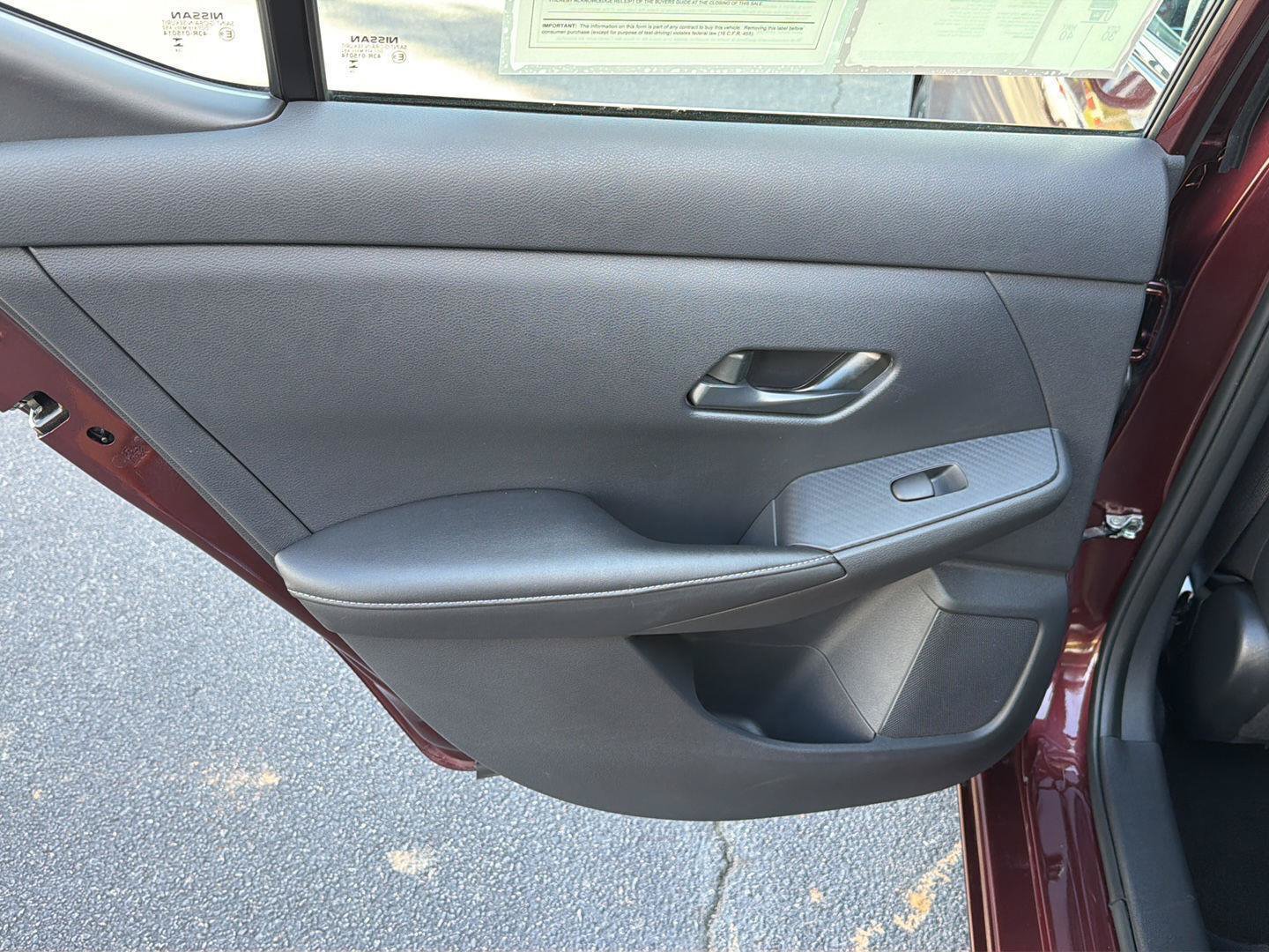 Used 2025 Nissan Sentra SV FWD image 17