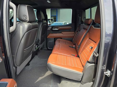 Used 2023 GMC Sierra 1500 Denali Ultimate AWD/4WD image 15