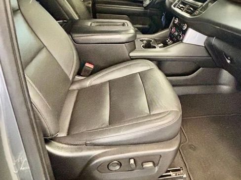 Used 2022 Chevrolet Tahoe Z71 AWD/4WD image 3