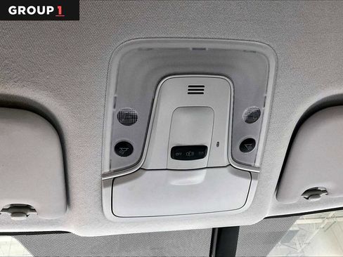 Certified 2016 Toyota Prius Three image 34