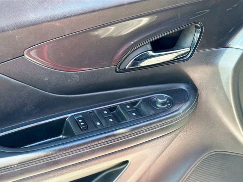 Used 2018 Buick Encore Preferred image 18
