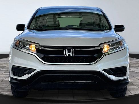Used 2016 Honda CR-V LX image 2