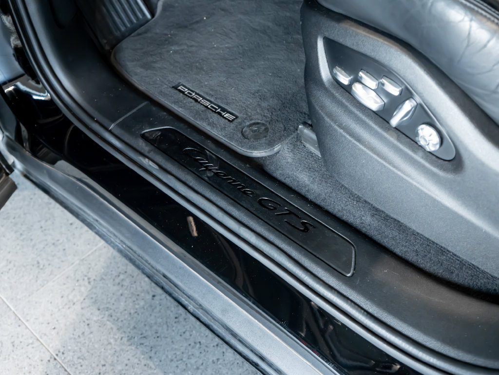 Certified 2021 Porsche Cayenne GTS AWD/4WD image 16