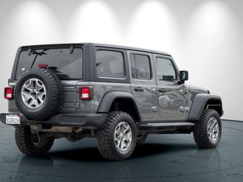 Used 2020 Jeep Wrangler Unlimited Sport S image 4