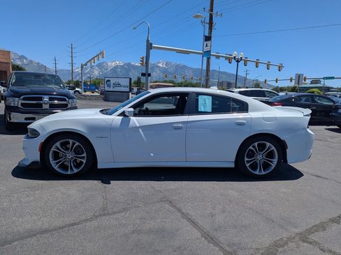 Used 2020 Dodge Charger R/T RWD image 8