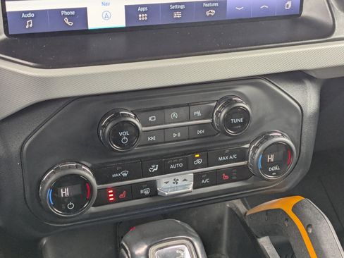 Certified 2023 Ford Bronco Badlands AWD/4WD image 29