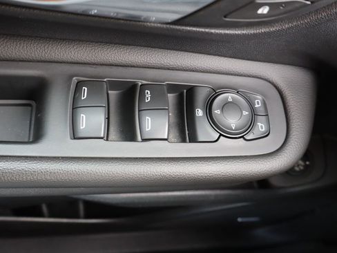 Used 2021 GMC Terrain SLT w/ LPO, Dark Accent Package image 28