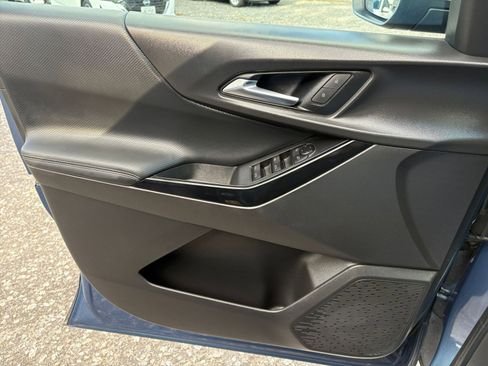 Used 2025 Chevrolet Equinox LT image 20