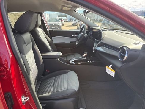 New 2026 Chevrolet Trax LT w/ Driver Confidence Package image 24