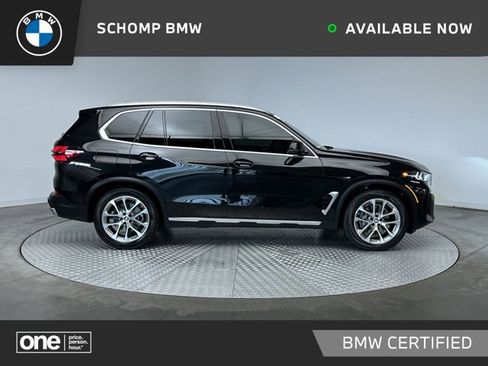 Certified 2024 BMW X5 xDrive40i w/ Parking Assistance Package AWD/4WD image 1