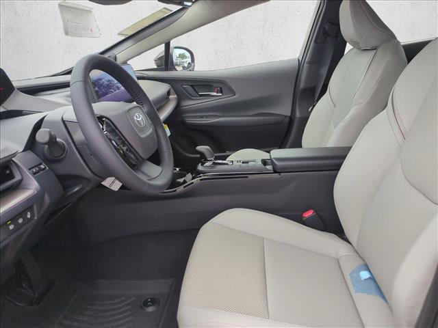 New 2027 Toyota Prius Limited FWD image 4