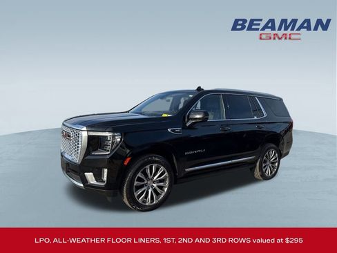 Used 2021 GMC Yukon Denali w/ Denali Premium Package image 3