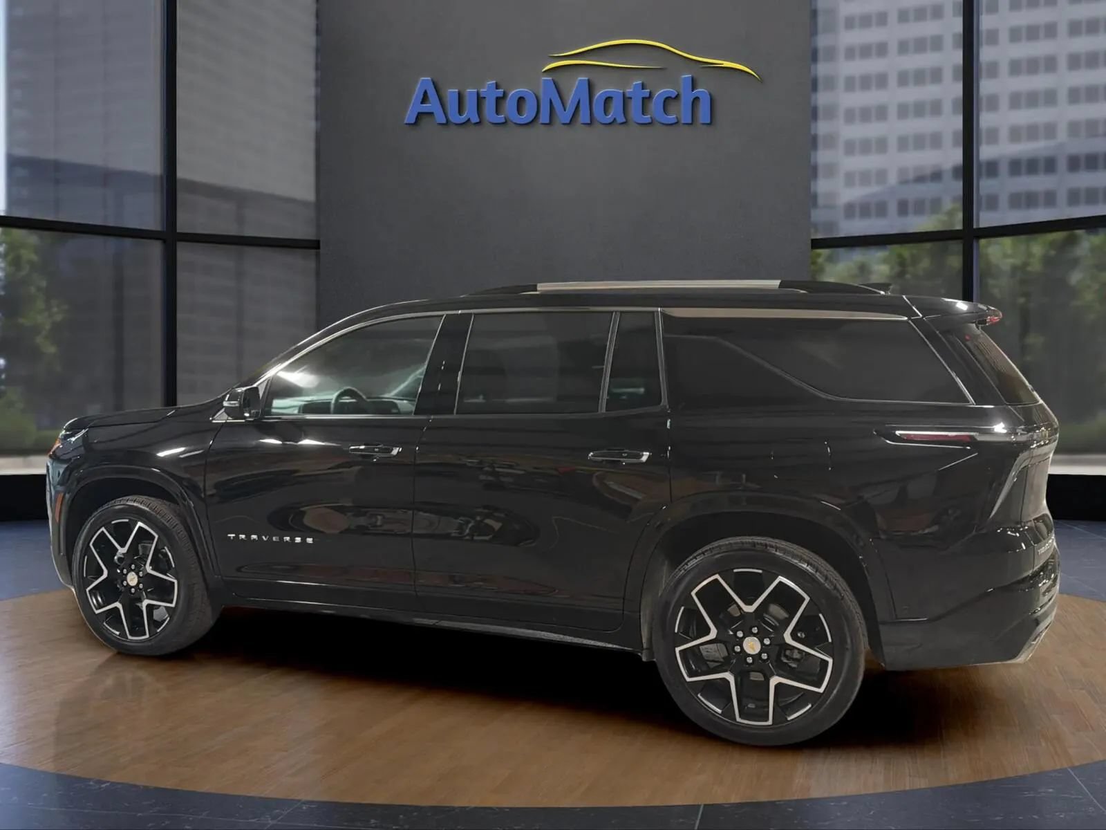 Used 2025 Chevrolet Traverse High Country w/ LPO, Floor Liner Package AWD/4WD image 8