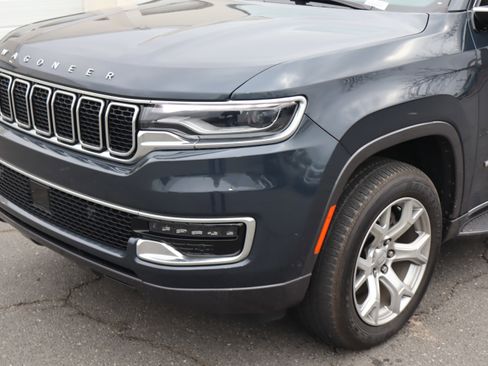 Used 2022 Jeep Wagoneer Series I w/ Premium Group I image 17