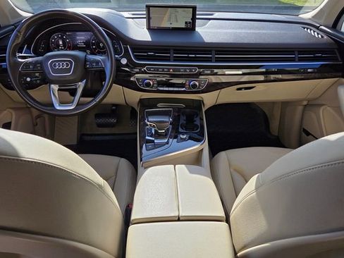 Used 2017 Audi Q7 3.0T Prestige image 12