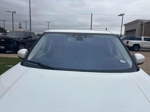Used 2019 Land Rover Discovery SE AWD/4WD image 5